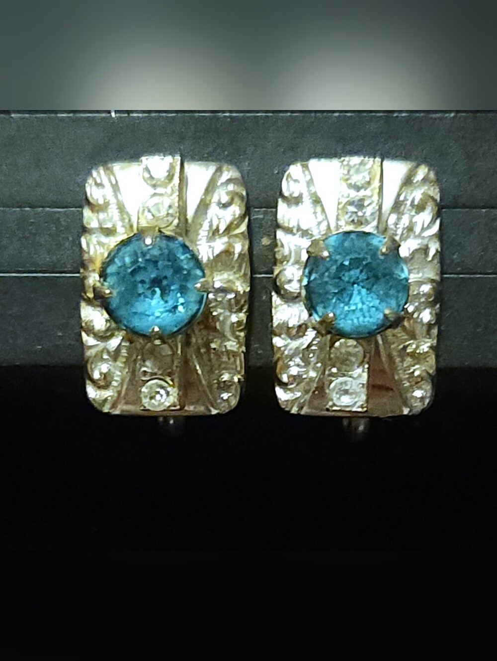 Mid-century Screw Back Silvertone Earrings Art Deco Inspired Topaz Rhinestone